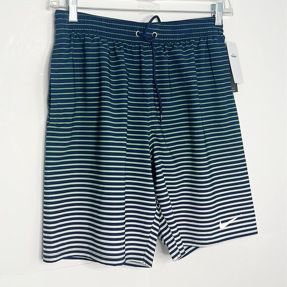 Mens Nike Swim Trunks Size Medium - Picture 2 of 8